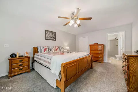 Bedroom - 241 E Ridges Drive Drive Chuckey Tn 37641, Chuckey, TN 37641 photo 5 of 7