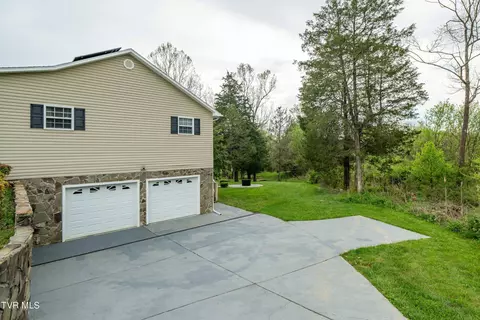 Exterior - 241 E Ridges Drive Drive Chuckey Tn 37641, Chuckey, TN 37641 photo 27 of 34