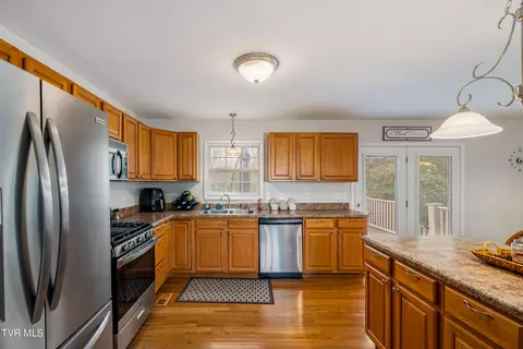 Kitchen - 241 E Ridges Drive Drive Chuckey Tn 37641, Chuckey, TN 37641 photo 2 of 4