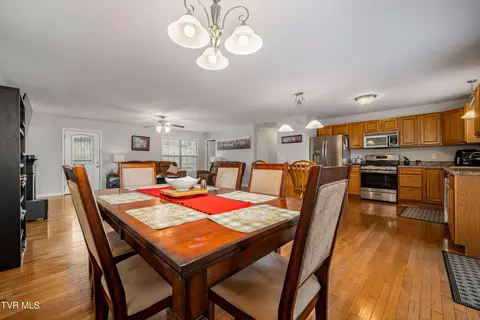 Dining - 241 E Ridges Drive Drive Chuckey Tn 37641, Chuckey, TN 37641 photo 2 of 2