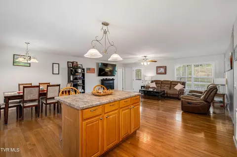Kitchen - 241 E Ridges Drive Drive Chuckey Tn 37641, Chuckey, TN 37641 photo 4 of 4