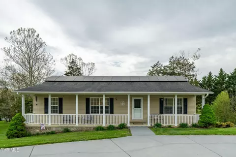 Exterior - 241 E Ridges Drive Drive Chuckey Tn 37641, Chuckey, TN 37641 photo 6 of 34