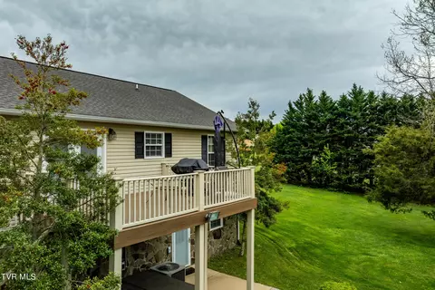 Exterior - 241 E Ridges Drive Drive Chuckey Tn 37641, Chuckey, TN 37641 photo 12 of 34