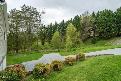 Exterior - 241 E Ridges Drive Drive Chuckey Tn 37641, Chuckey, TN 37641 photo 26 of 34