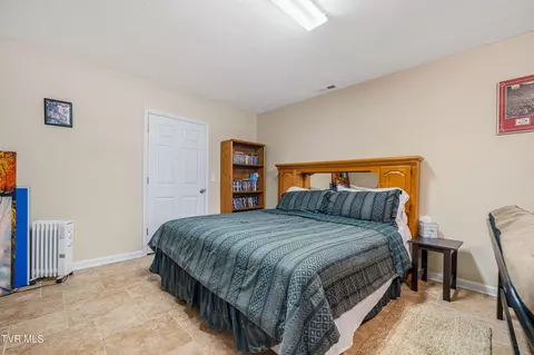 Bedroom - 241 E Ridges Drive Drive Chuckey Tn 37641, Chuckey, TN 37641 photo 7 of 7