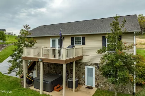 Exterior - 241 E Ridges Drive Drive Chuckey Tn 37641, Chuckey, TN 37641 photo 14 of 34