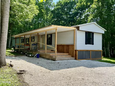 358 Pleasant Hill Place Bluff City Tn 37618, Bluff City, TN 37618