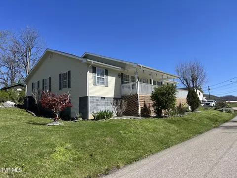 Exterior - 200 Doris Avenue Pennington Gap Va 24277, Pennington Gap, VA 24277 photo 3 of 18