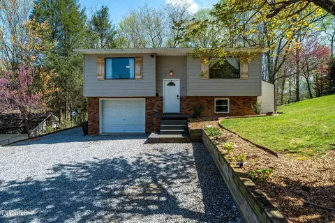 105 Green Acres Drive Elizabethton Tn 37643, Elizabethton, TN 37643