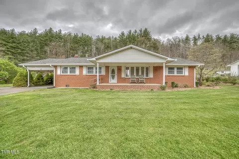 499 Circle Drive Mountain City Tn 37683, Mountain City, TN 37683