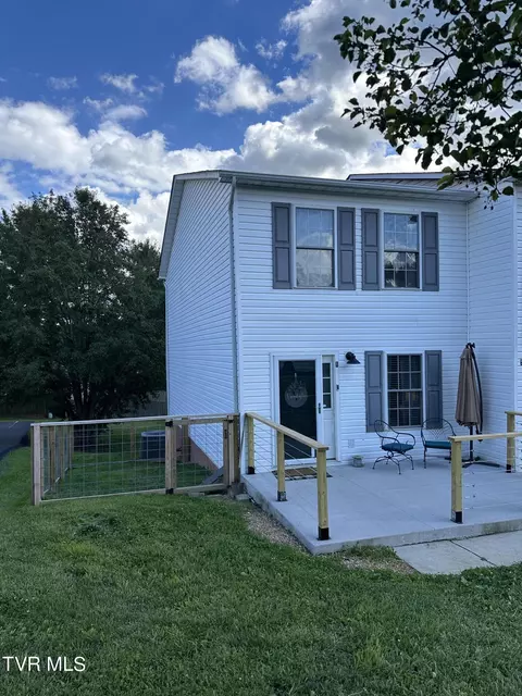 52 Tulip Grove Circle 1 Bristol Tn 37620, Bristol, TN 37620