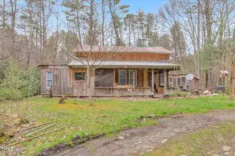 569 Comers Creek Road Sugar Grove Va 24375, Sugar Grove, VA 24375
