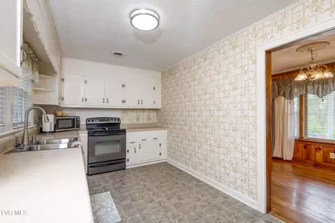 1745 Valley Drive Bristol Va 24201, Bristol, VA 24201 photo 10