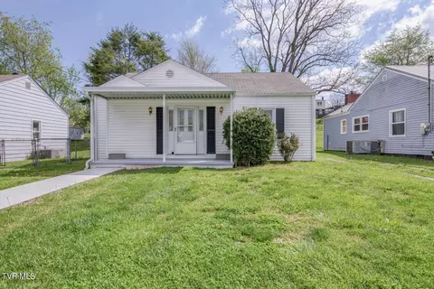 1205 Carolina Ave Bristol Tn 37620, Bristol, TN 37620