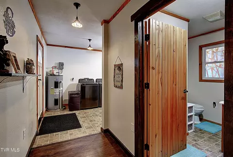 Entry Way - 434 Roaring Creek Road Chuckey Tn 37641, Chuckey, TN 37641 photo 1 of 1