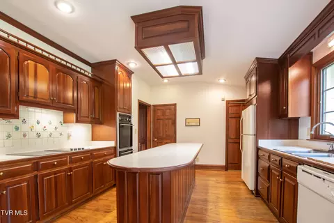 Kitchen - 216 Trail Raod Road Bristol Va 24201, Bristol, VA 24201 photo 1 of 2