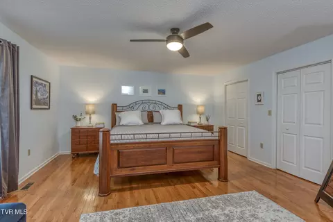 Bedroom - 18975 Middle Drive Na Abingdon Va 24211, Abingdon, VA 24211 photo 1 of 4