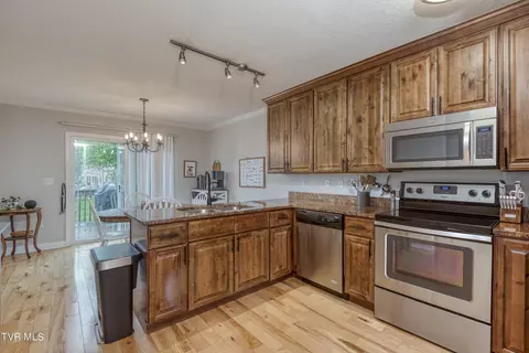 Kitchen - 107 Smartview Lane Lane Abingdon Va 24210, Abingdon, VA 24210 photo 2 of 3