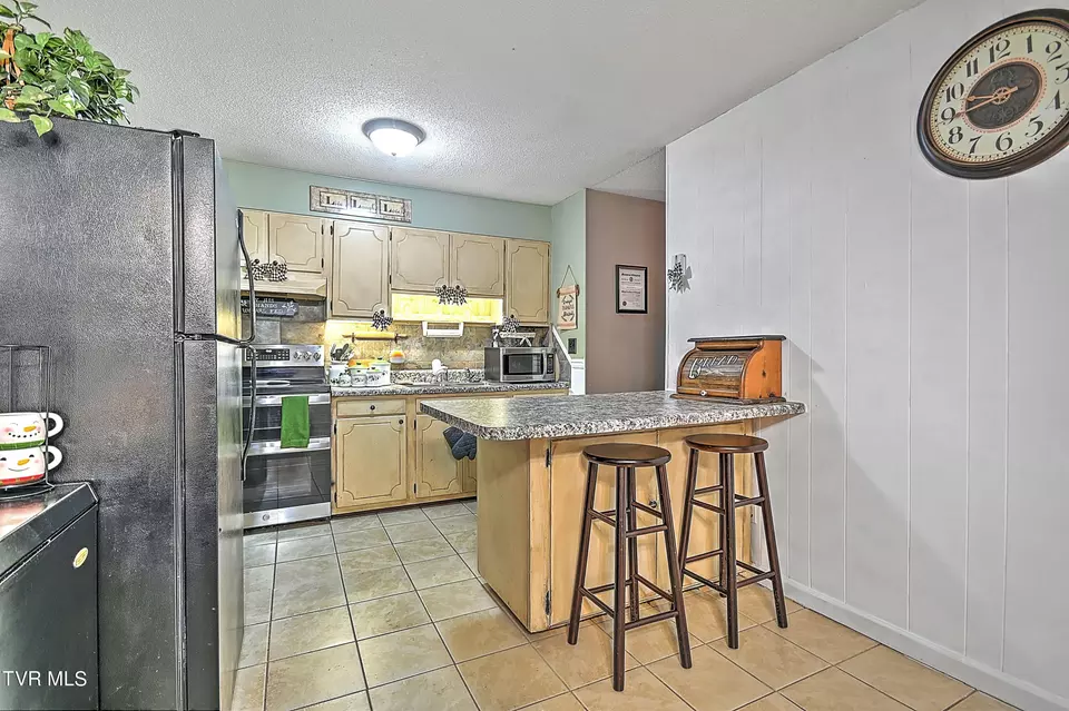Kitchen - 610 Bradley Street Elizabethton Tn 37643, Elizabethton, TN 37643 photo 6 of 8