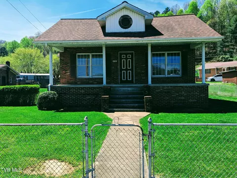 5784 Dickenson Highway Clintwood Va 24228, Clintwood, VA 24228