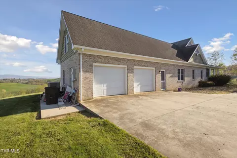 Exterior - 10175 Old Mill Road Road Glade Spring Va 24340, Glade Spring, VA 24340 photo 6 of 10
