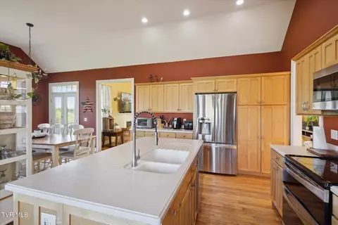 Kitchen - 10175 Old Mill Road Road Glade Spring Va 24340, Glade Spring, VA 24340 photo 4 of 4