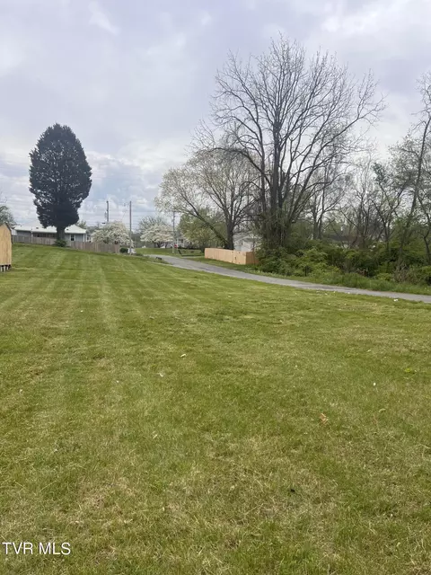 1804 E Myrtle Avenue Johnson City Tn 37601, Johnson City, TN 37601