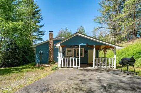 337 Crestwood Drive Mountain City Tn 37683, Mountain City, TN 37683