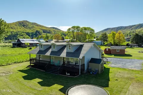 Exterior - 3422 Gap Creek Road Hampton Tn 37658, Hampton, TN 37658 photo 3 of 22