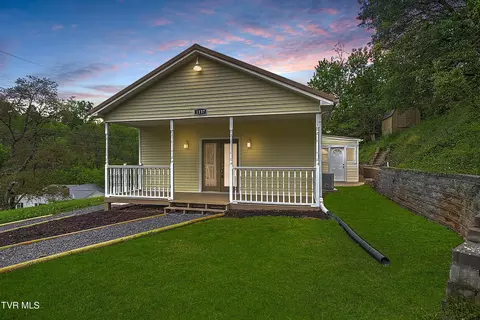 1137 Harrison Avenue Kingsport Tn 37665, Kingsport, TN 37665