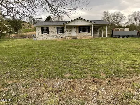 8212 Tazewell Hwy Highway Sneedville Tn 37869, Sneedville, TN 37869