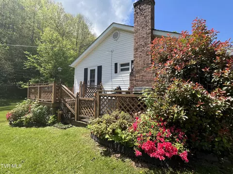3115 Fairview Rd Duffield Va 24244, Duffield, VA 24244 photo 2