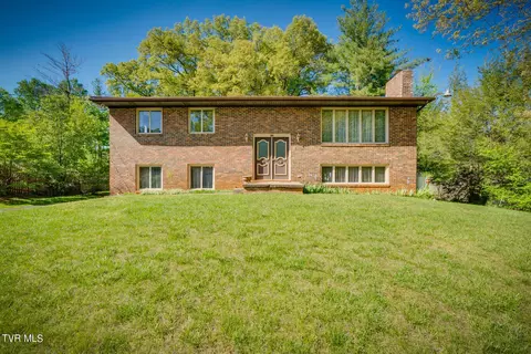 305 Castaway Drive Kingsport Tn 37663, Kingsport, TN 37663