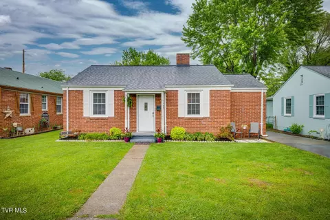 1374 Waverly Road Kingsport Tn 37664, Kingsport, TN 37664