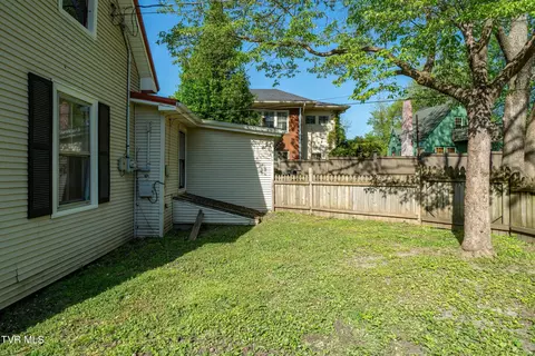 419 W Maple Street Johnson City Tn 37604, Johnson City, TN 37604 photo 52