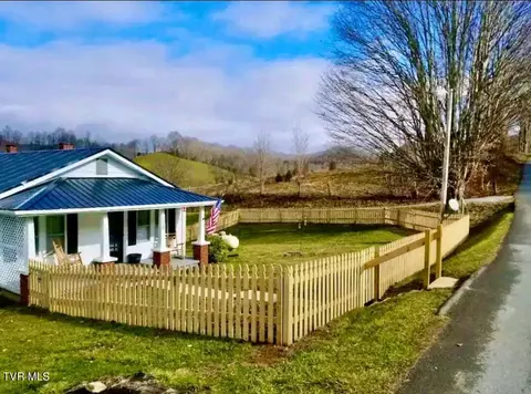 579 Teaberry Road Roan Mountain Tn 37687, Roan Mountain, TN 37687