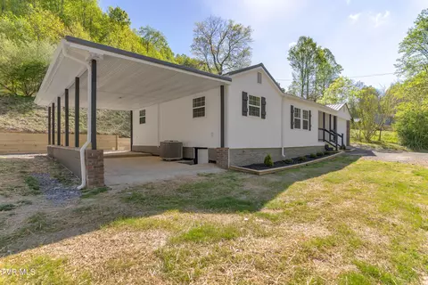 Exterior - 8740 Bean Gap Road Pound Va 24279, Pound, VA 24279 photo 1 of 6