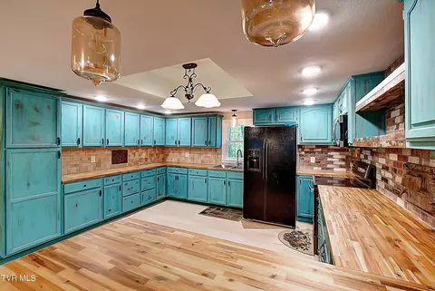 144 John Glover Road Hampton Tn 37658, Hampton, TN 37658 photo 13