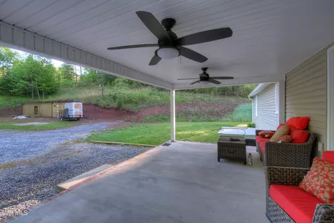 144 John Glover Road Hampton Tn 37658, Hampton, TN 37658 photo 6
