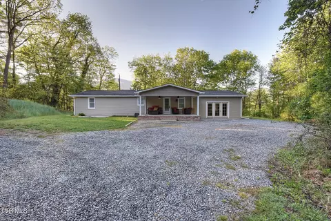 144 John Glover Road Hampton Tn 37658, Hampton, TN 37658 photo 3