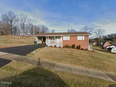 800 Grand Avenue Elizabethton Tn 37643, Elizabethton, TN 37643