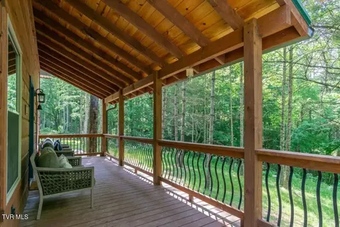 1763 Dennis Cove Road Hampton Tn 37658, Hampton, TN 37658 photo 3