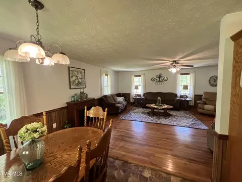 Dining - 312 Simerly Creek Road Hampton Tn 37658, Hampton, TN 37658 photo 1 of 1