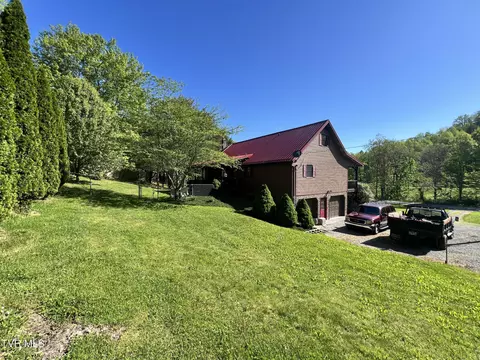 Exterior - 312 Simerly Creek Road Hampton Tn 37658, Hampton, TN 37658 photo 6 of 6