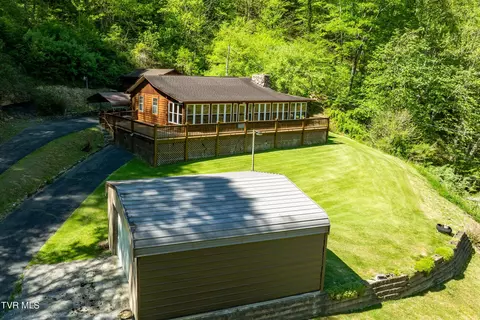Exterior - 1102 Chain Road Honaker Va 24260, Honaker, VA 24260 photo 2 of 33