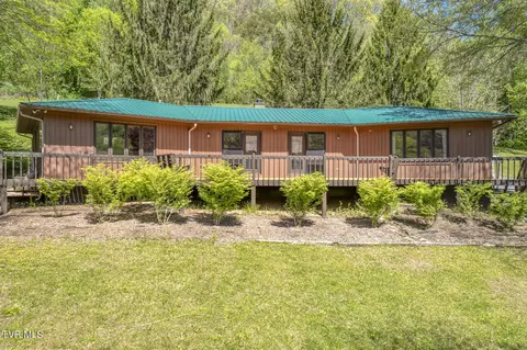 190 Cove Creek Road Roan Mountain Tn 37687, Roan Mountain, TN 37687