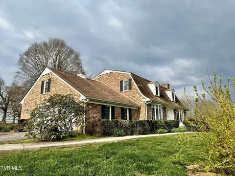391 Meadow Lark Lane Bluff City Tn 37618, Bluff City, TN 37618