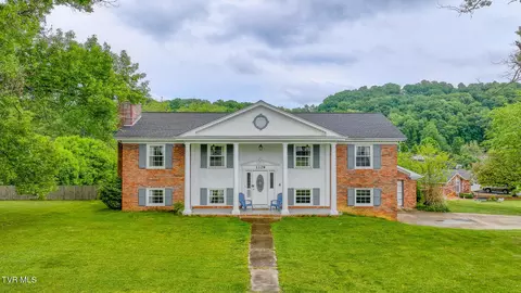 1129 Greenleaf Drive Kingsport Tn 37663, Kingsport, TN 37663