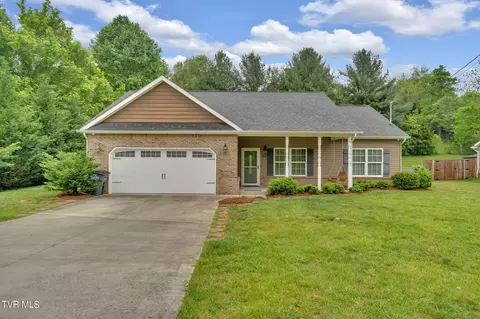 876 Summerville Road Kingsport Tn 37663, Kingsport, TN 37663