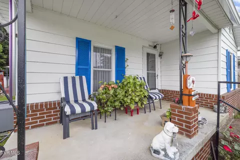 Exterior - 1530 Chestoa Pike Pike Erwin Tn 37650, Erwin, TN 37650 photo 6 of 12